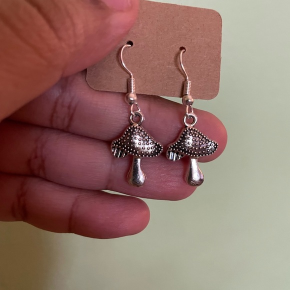 Silver Avon Mushroom Charm Bracelet and Earring Set - Picture 9 of 11